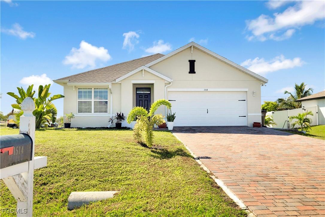 1514 NE 13th Ter., Cape Coral, FL 33909