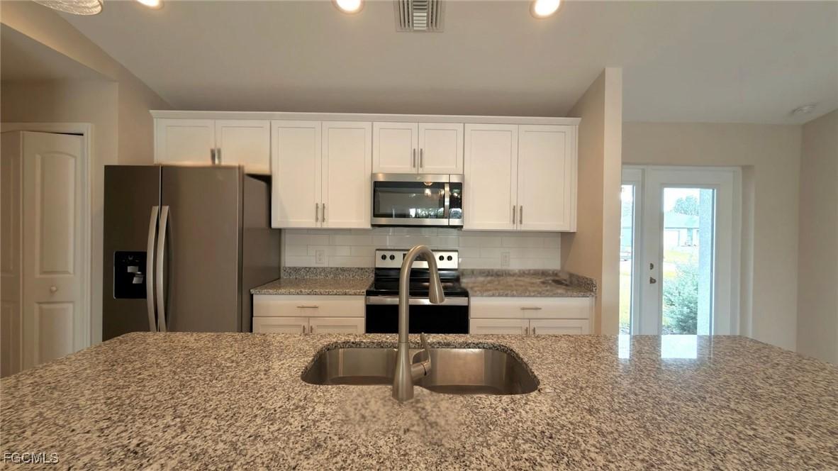 2920 NW 4th Pl., Cape Coral, FL 33993