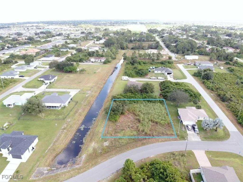 3107 Flora Ave., Lehigh Acres, FL 33976