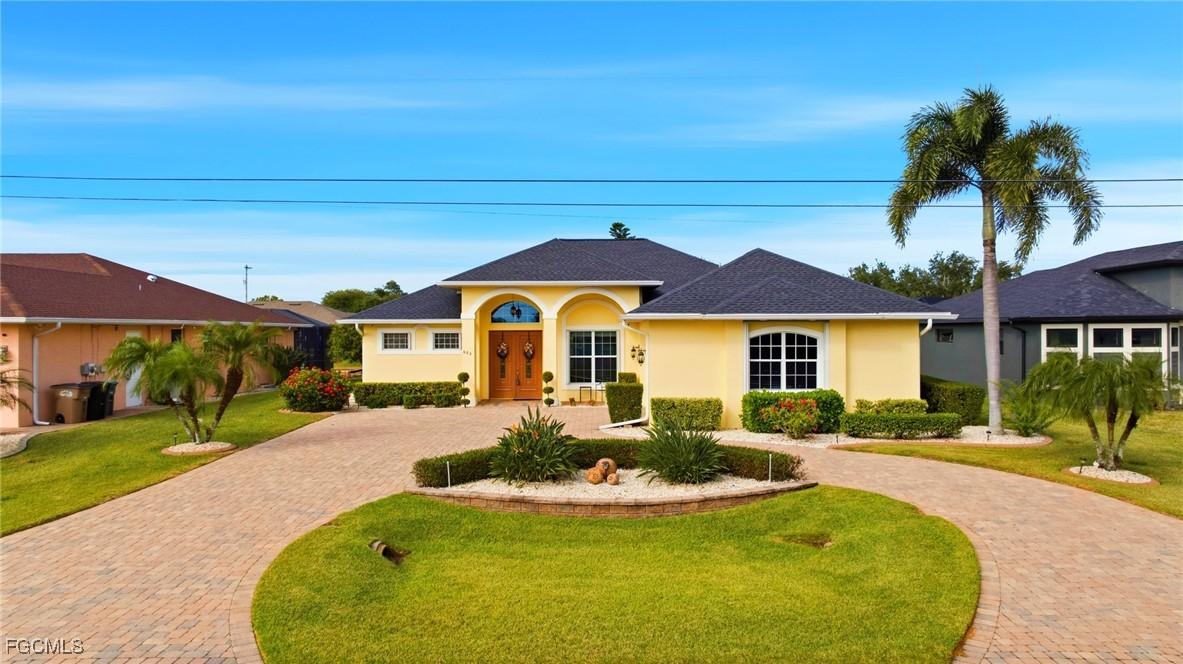 622 SE 8th Pl., Cape Coral, FL 33990