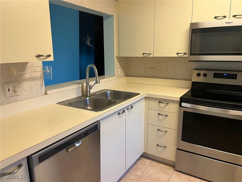 7406 Lake Breeze Dr. #118, Fort Myers, FL 33907