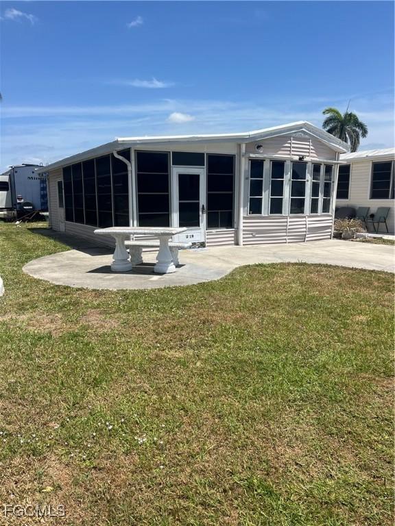 11064 Sunlight Ln., Fort Myers, FL 33908