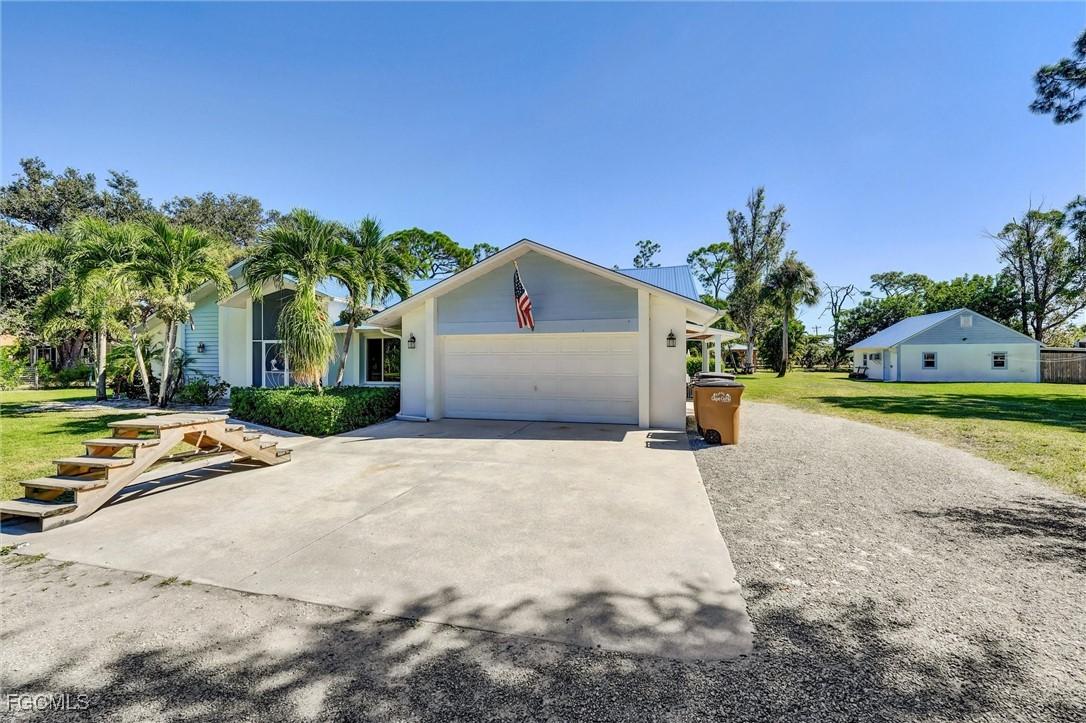 17040 Pleasure Rd., Cape Coral, FL 33909