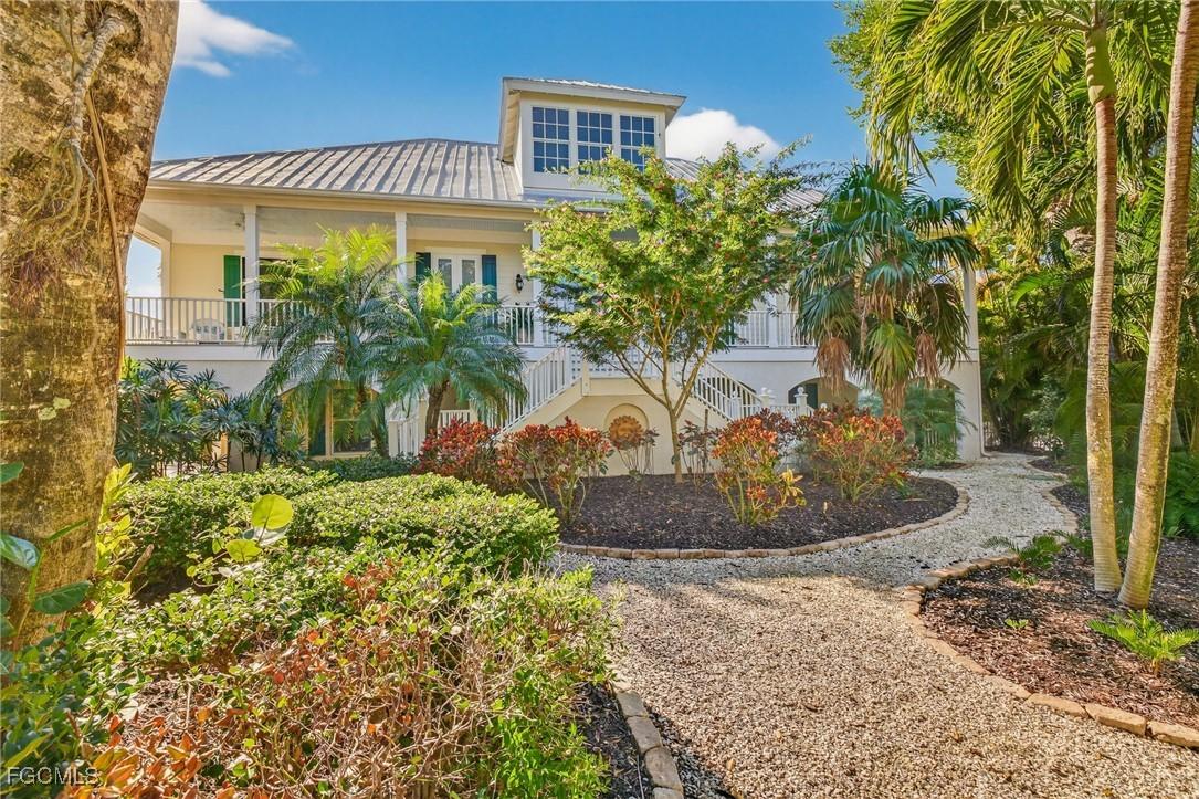 1159 Junonia St., Sanibel, FL 33957