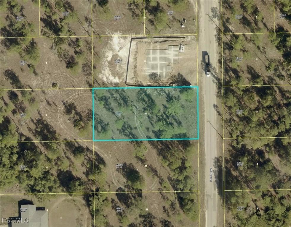 119 Moore Ave., Lehigh Acres, FL 33936