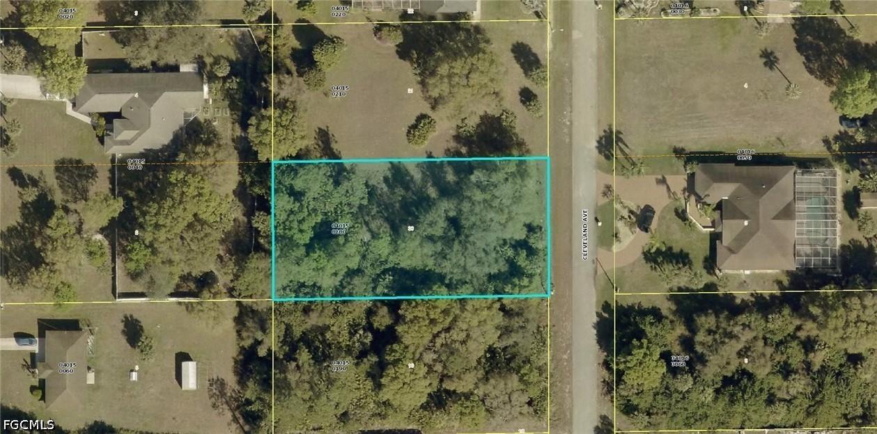 515 Cleveland Ave., Lehigh Acres, FL 33972
