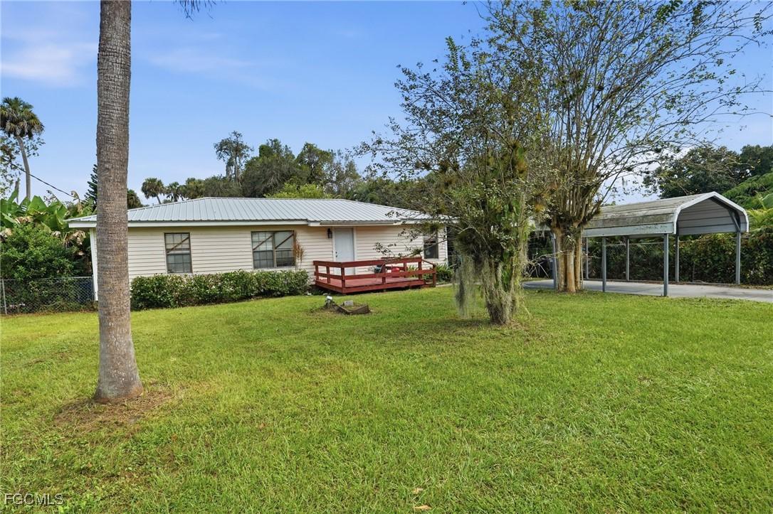868 Avalon Ave., Labelle, FL 33935