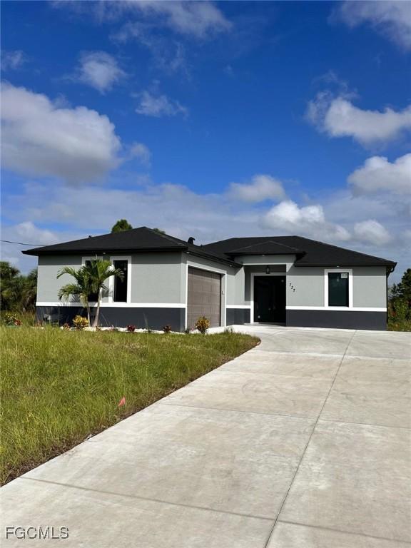 737 Cairo St., Lehigh Acres, FL 33974