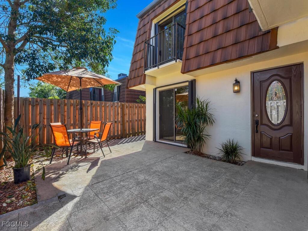 1450 Park Shore Cir. #3, Fort Myers, FL 33901