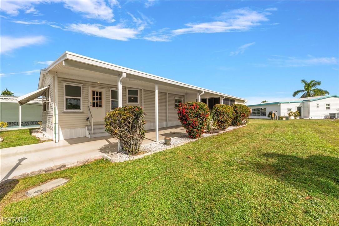 102 Elise Dr., Fort Myers, FL 33908