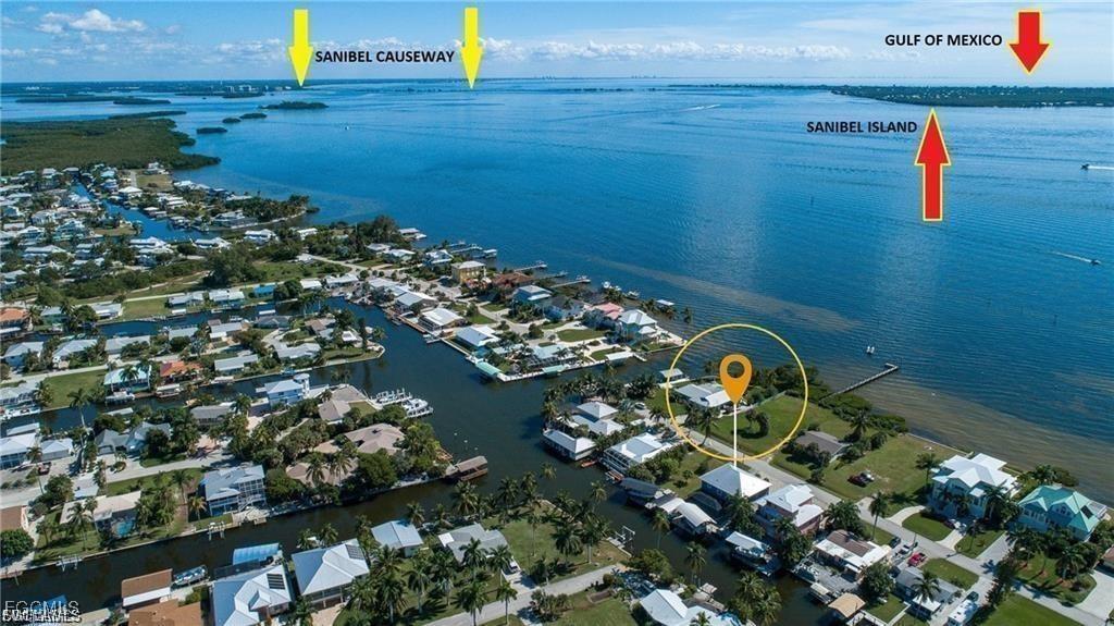 3420 1st Ave., St James City, FL 33956