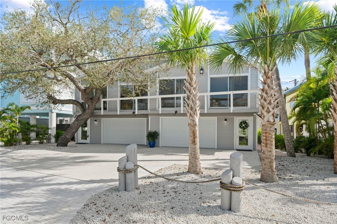 110-112 Voorhis St., Fort Myers Beach, FL 33931