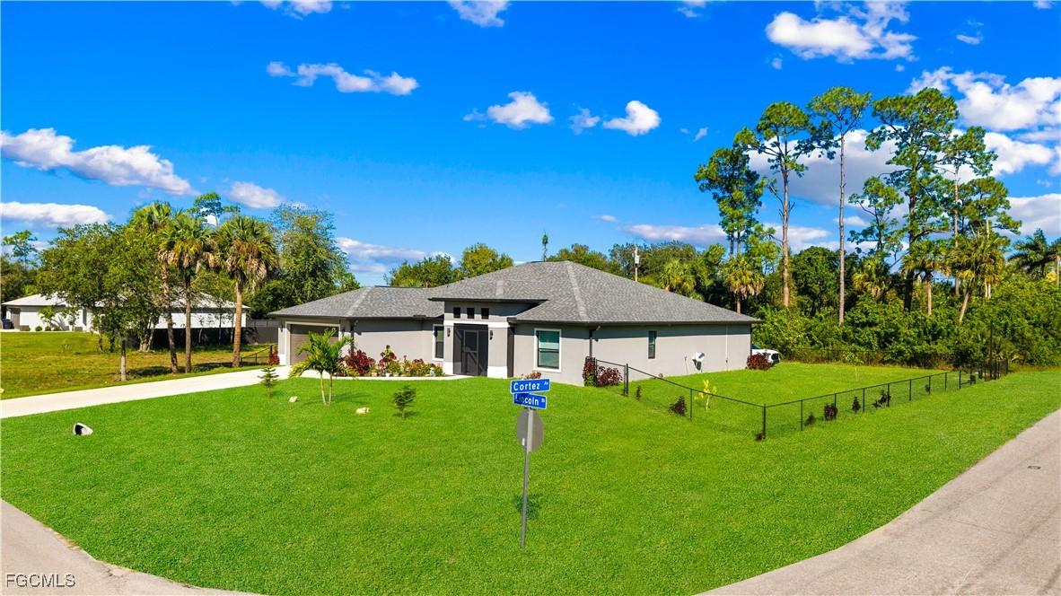 320 Lincoln Blvd., Lehigh Acres, FL 33936