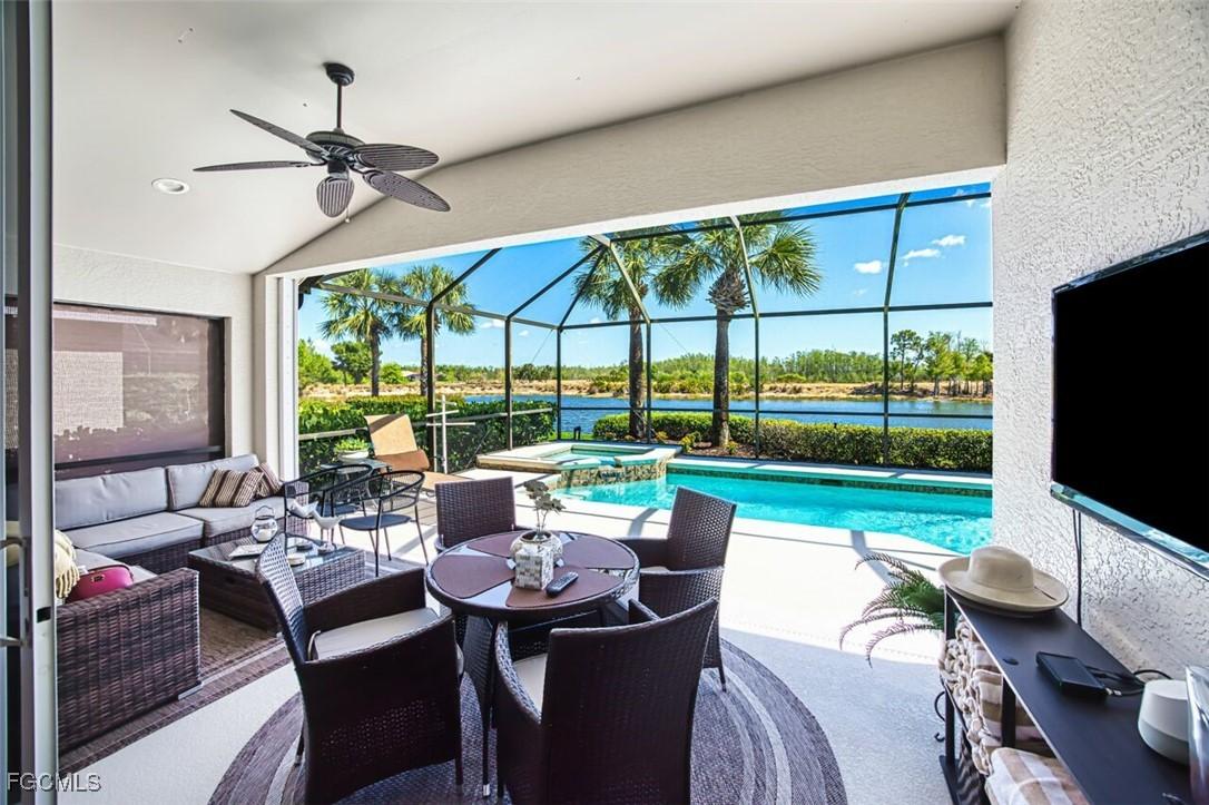 10037 Oakhurst Way, Fort Myers, FL 33913