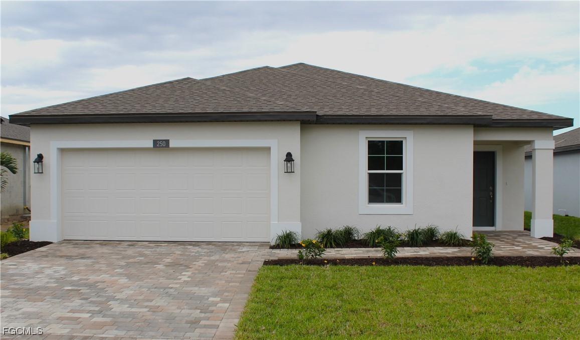 250 Lakeside Breeze Way, Lehigh Acres, FL 33936