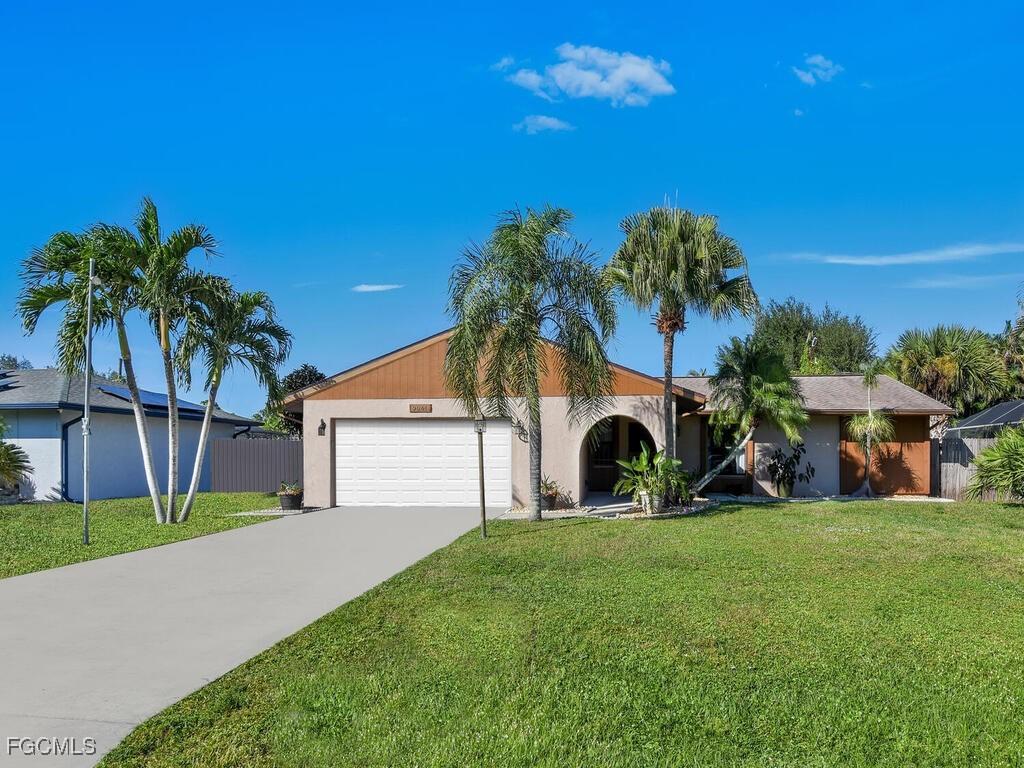 9041 Hamlin Rd., Fort Myers, FL 33967