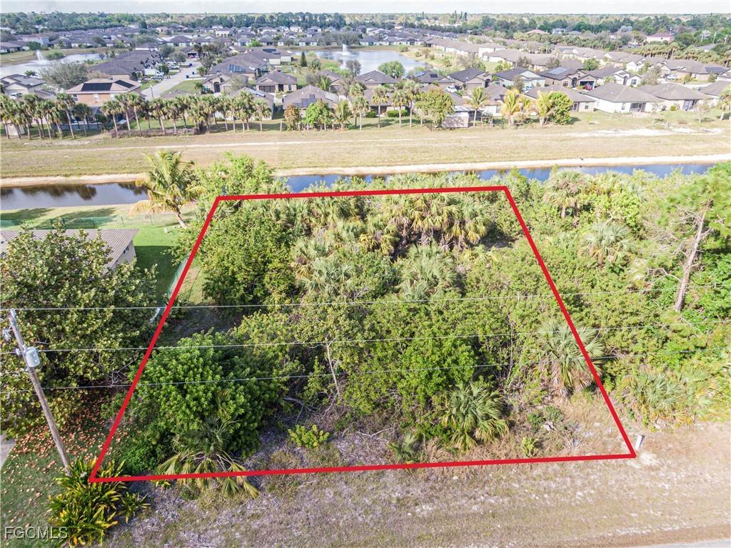 713 Sawyer St., Lehigh Acres, FL 33974