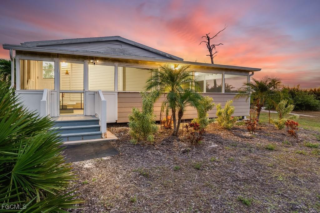 5209 Western Dr., St James City, FL 33956