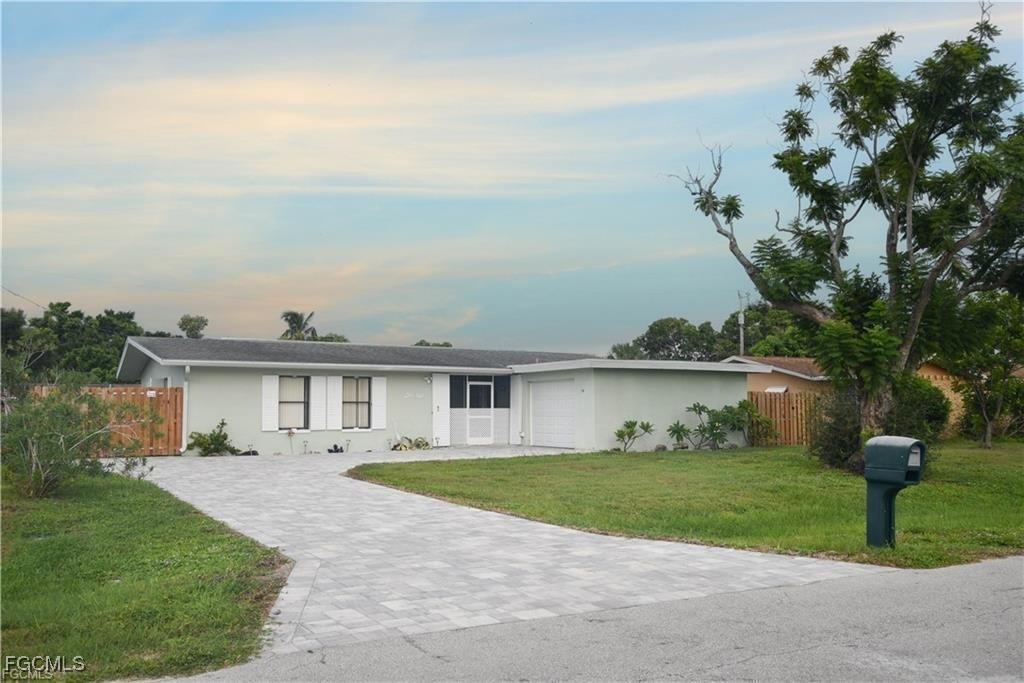 2636 SE 18th Ave., Cape Coral, FL 33904