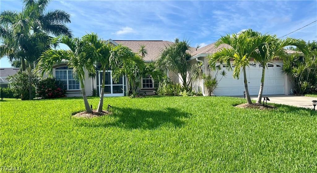 2902 Surfside Blvd., Cape Coral, FL 33914