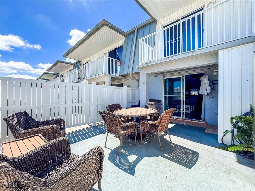 6777 Winkler Rd. #D 150, Fort Myers, FL 33919