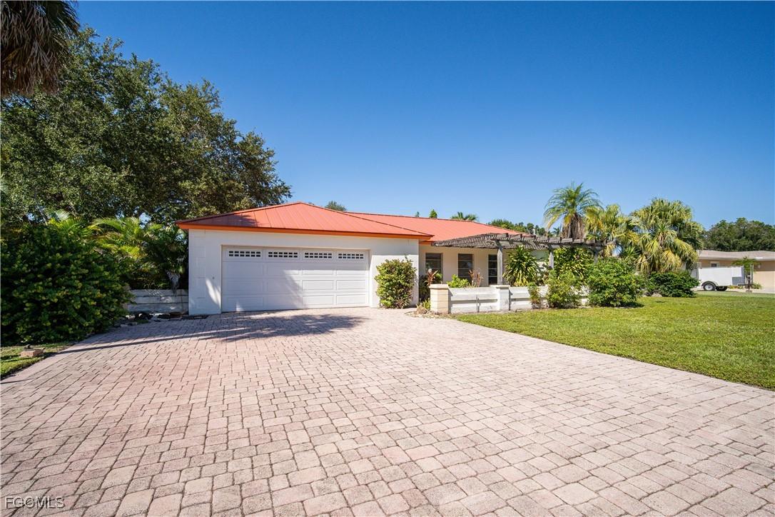 10160 Mcgregor Blvd., Fort Myers, FL 33919