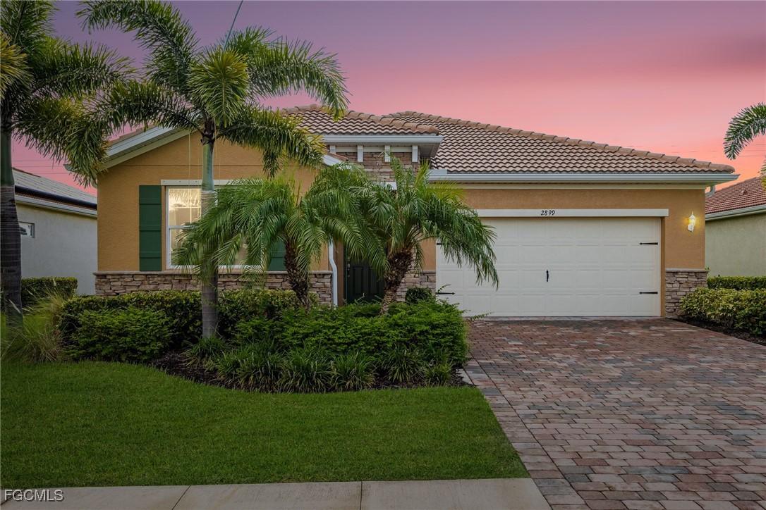 2899 Sunset Pointe Cir., Cape Coral, FL 33914