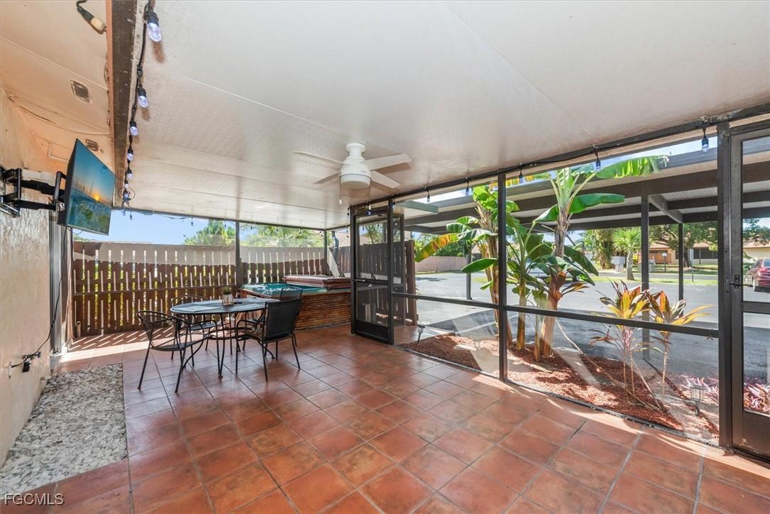 6414 Royal Woods Dr., Fort Myers, FL 33908