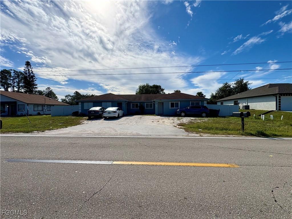 1522 E 12th St., Lehigh Acres, FL 33972