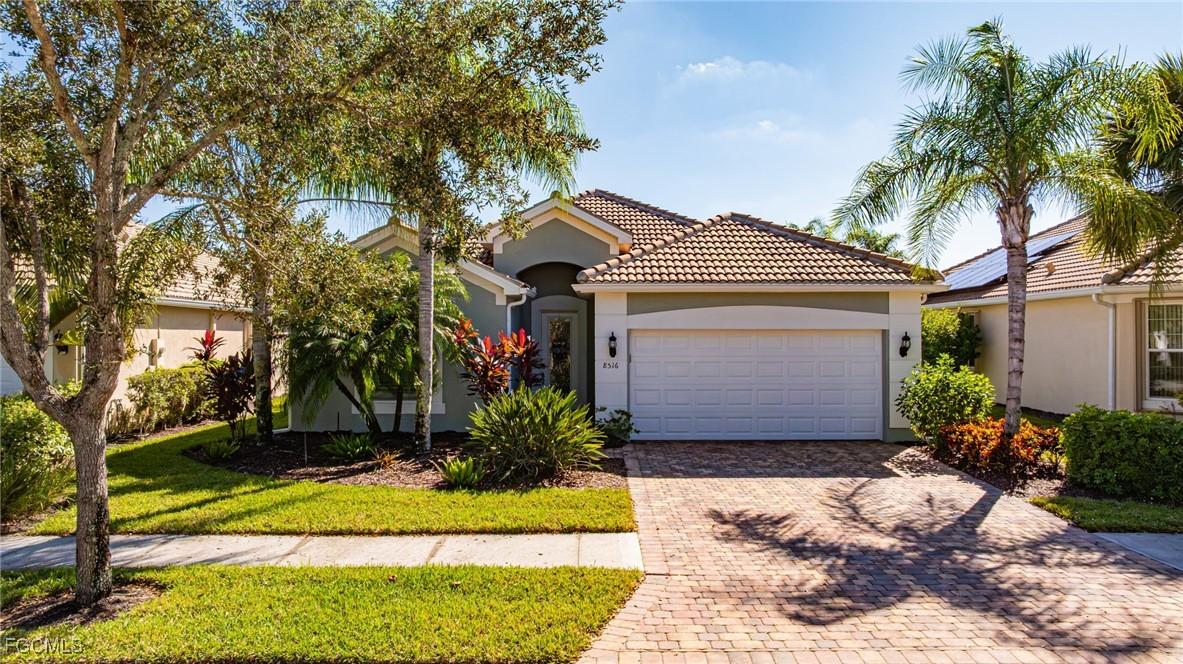 8516 Benelli Ct., Naples, FL 34114