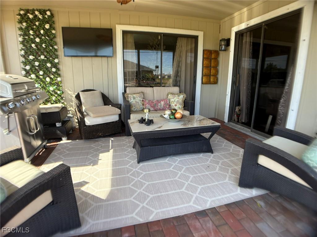 1423 NE 13th Ave., Cape Coral, FL 33909