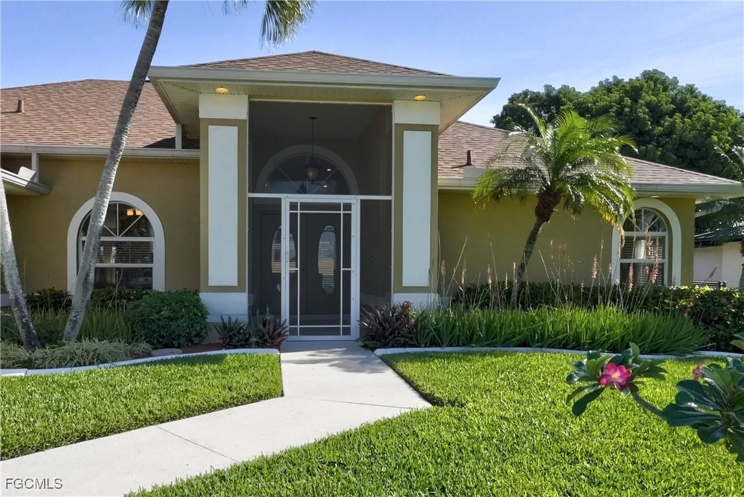 5329 SW 8th Ct., Cape Coral, FL 33914