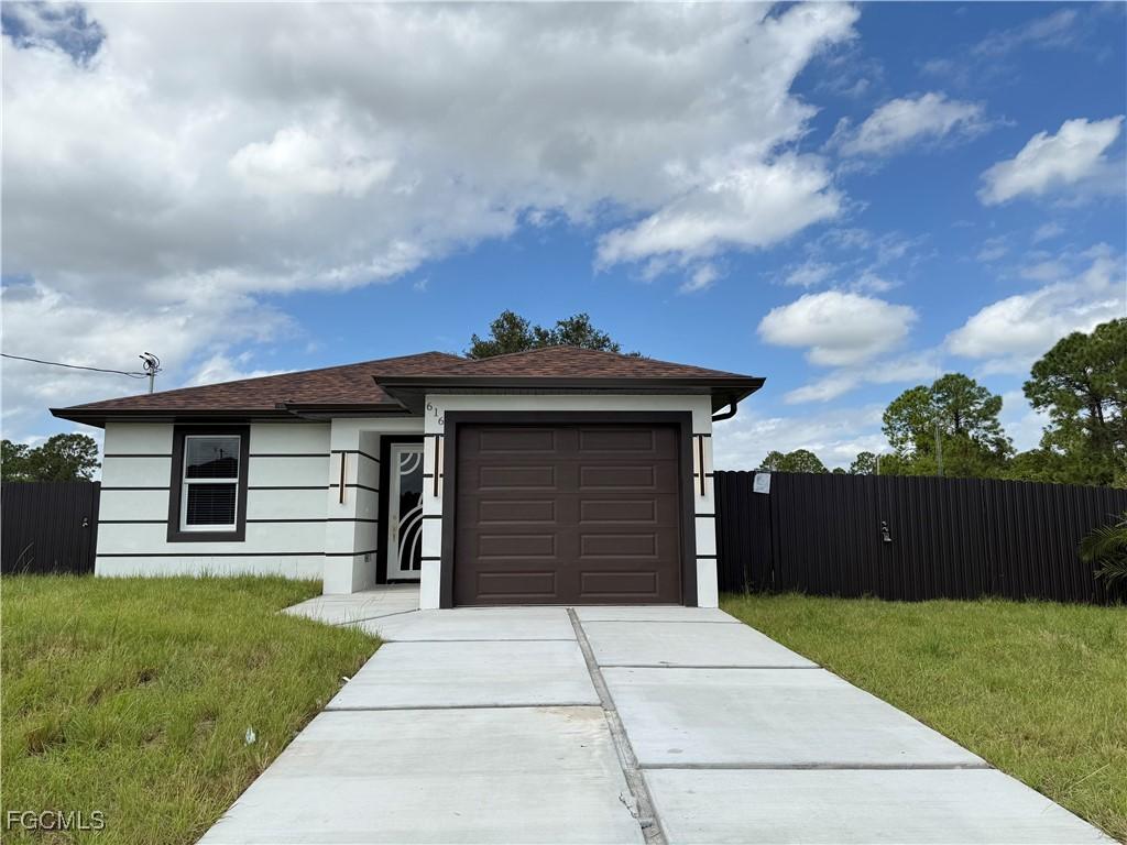 616 Parker Ave., Lehigh Acres, FL 33974