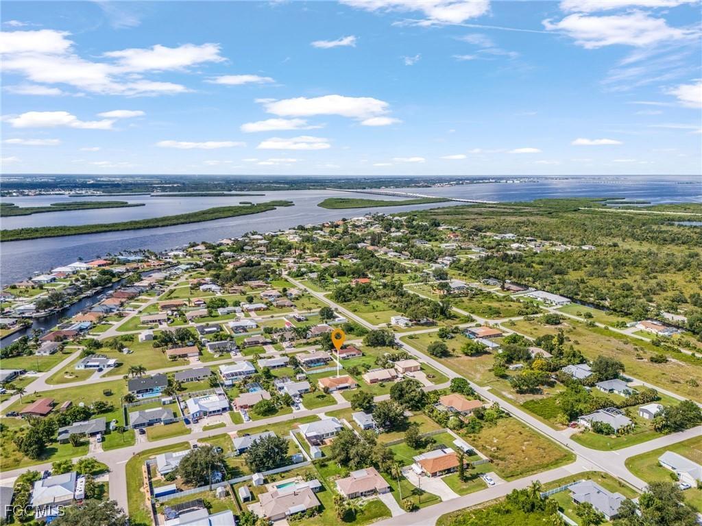 27055 Safe Haven Ln., Punta Gorda, FL 33983