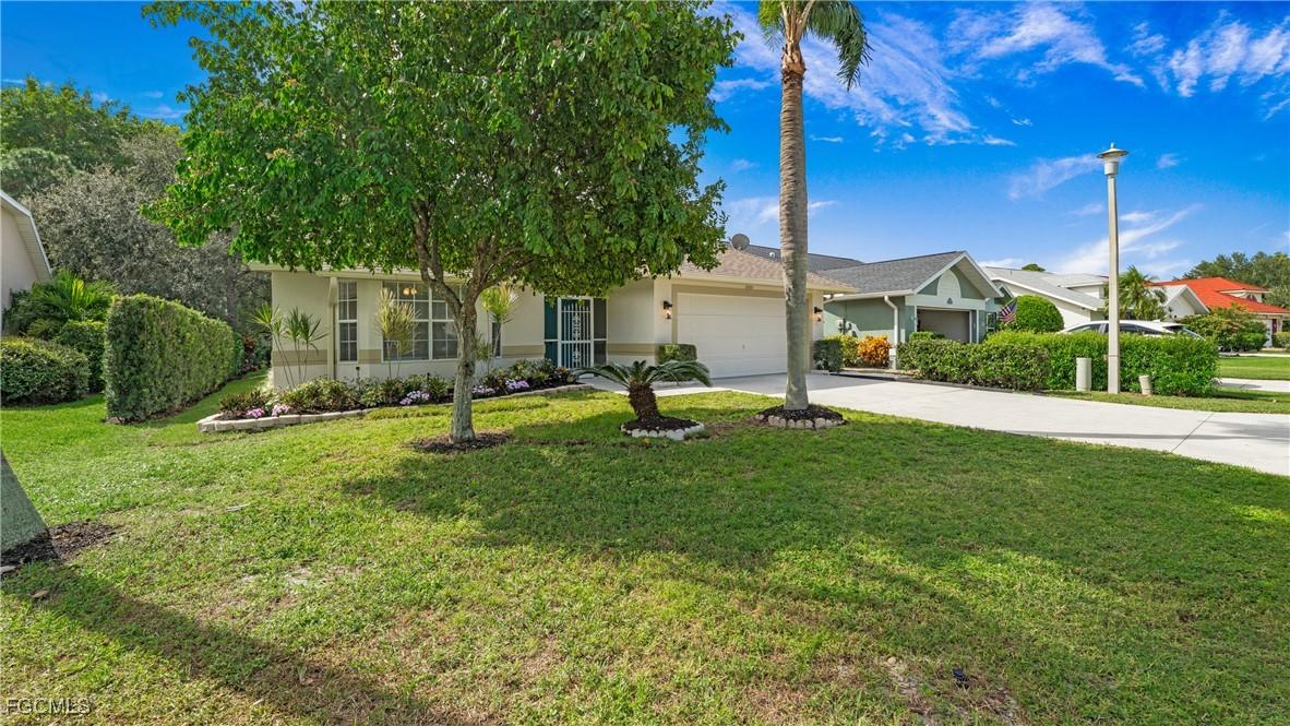 748 Belville Blvd., Naples, FL 34104