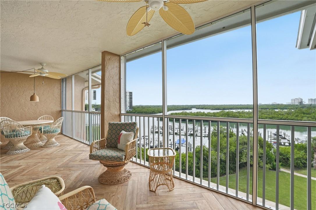 300 Horse Creek Dr. #504, Naples, FL 34110