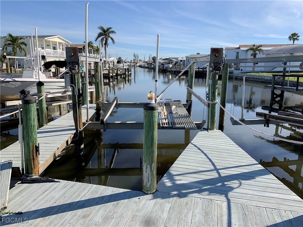 11361 Dogwood Ln., Fort Myers Beach, FL 33931