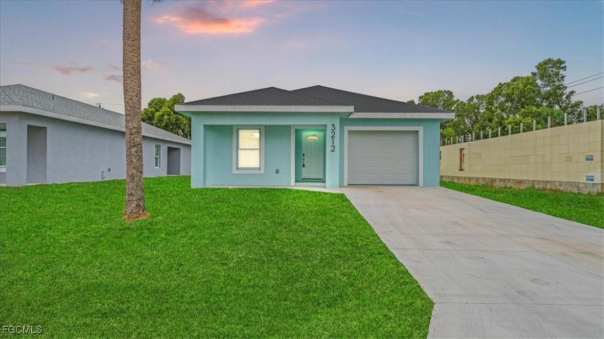 3212 Jeffcott St., Fort Myers, FL 33916