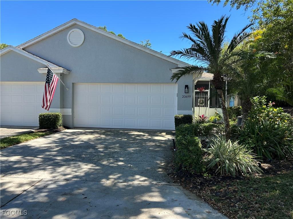 20699 Country Barn Dr., Estero, FL 33928