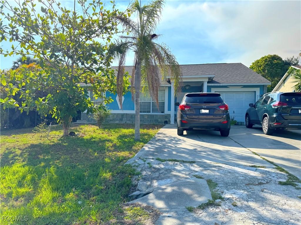 5353 Martin St., Naples, FL 34113