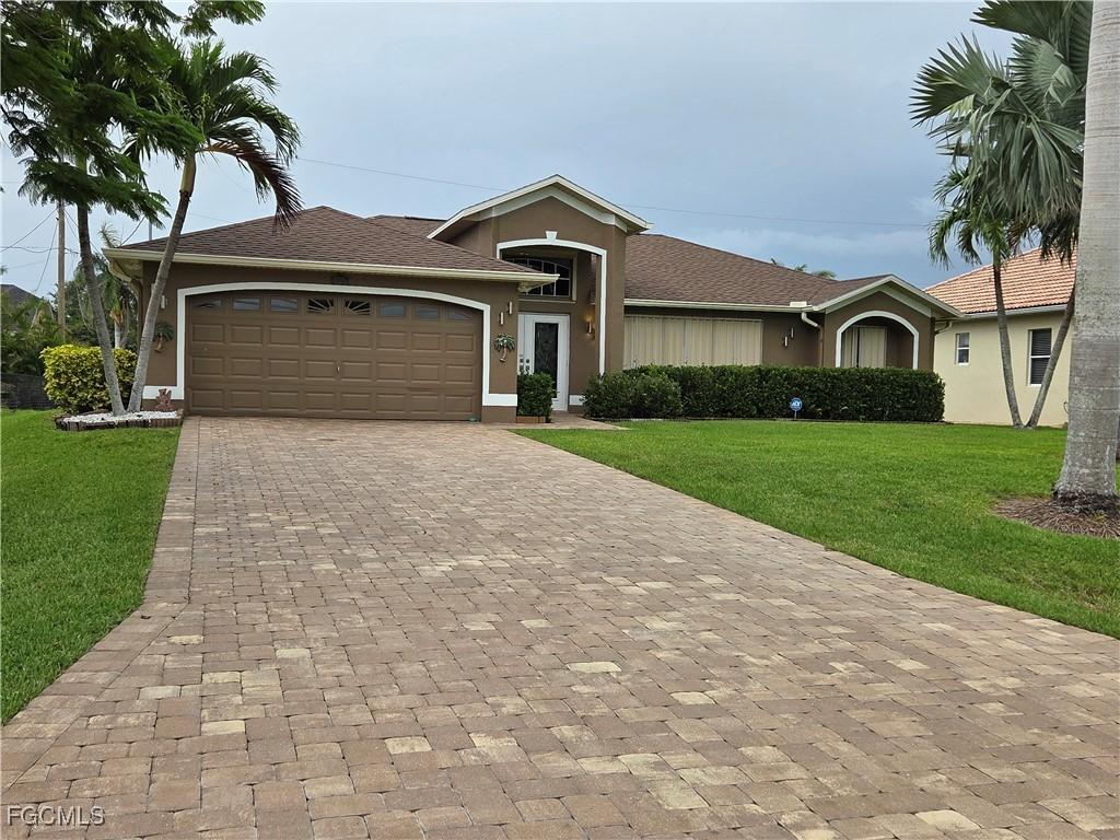 1725 SW 49th Ln., Cape Coral, FL 33914