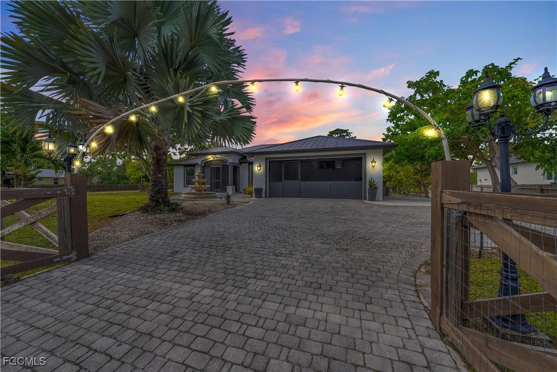 909 Williams Ave., Lehigh Acres, FL 33972