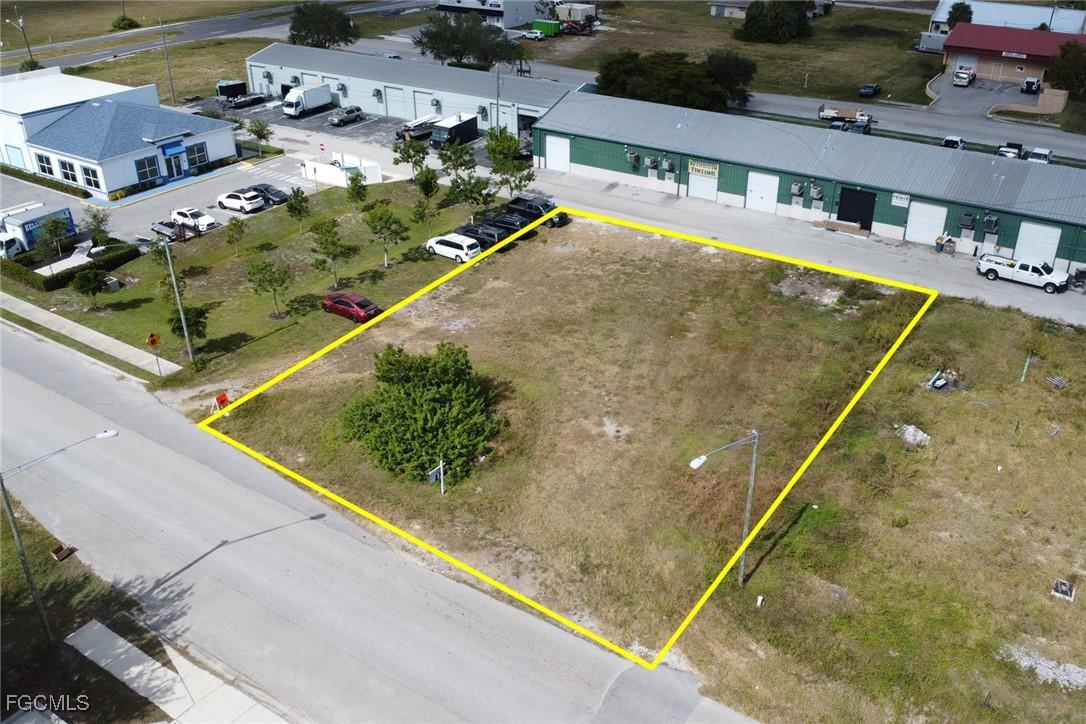 831 NE 7th St., Cape Coral, FL 33909