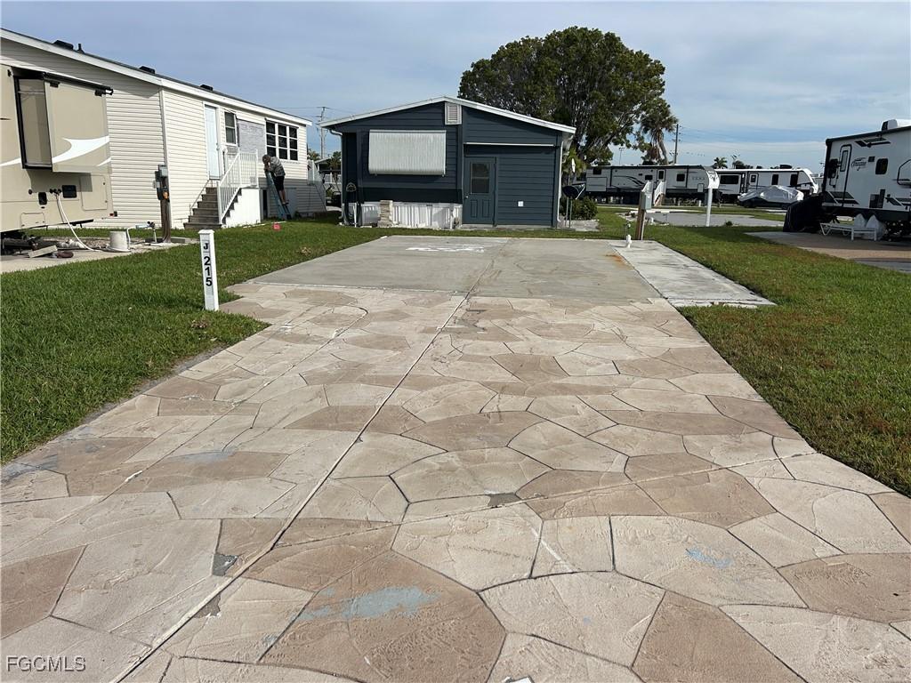 19681 215 Summerlin Rd., Fort Myers, FL 33908