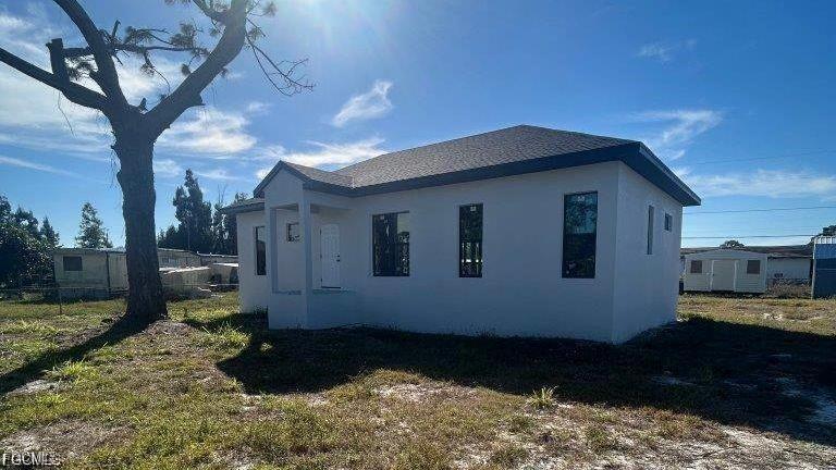 8190 Tolles Dr., North Fort Myers, FL 33917