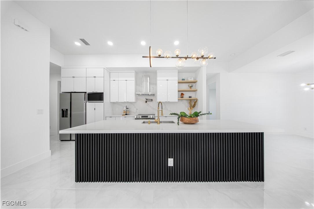 2812 31st St., Lehigh Acres, FL 33971