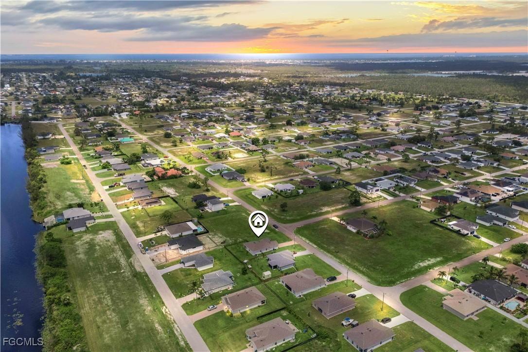 1834 NW 27th Ter., Cape Coral, FL 33993