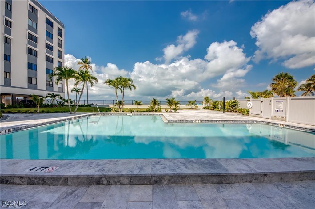 392 Estero Blvd. #305, Fort Myers Beach, FL 33931