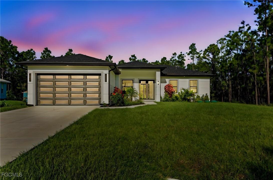 824 Grenada Ave., Lehigh Acres, FL 33974