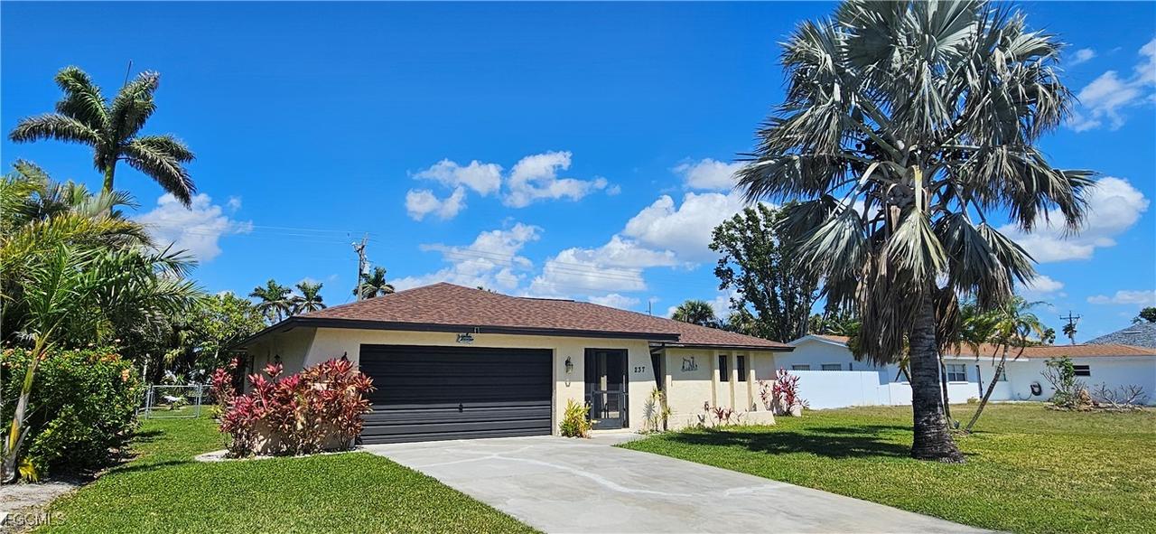237 SW 48th Ter., Cape Coral, FL 33914